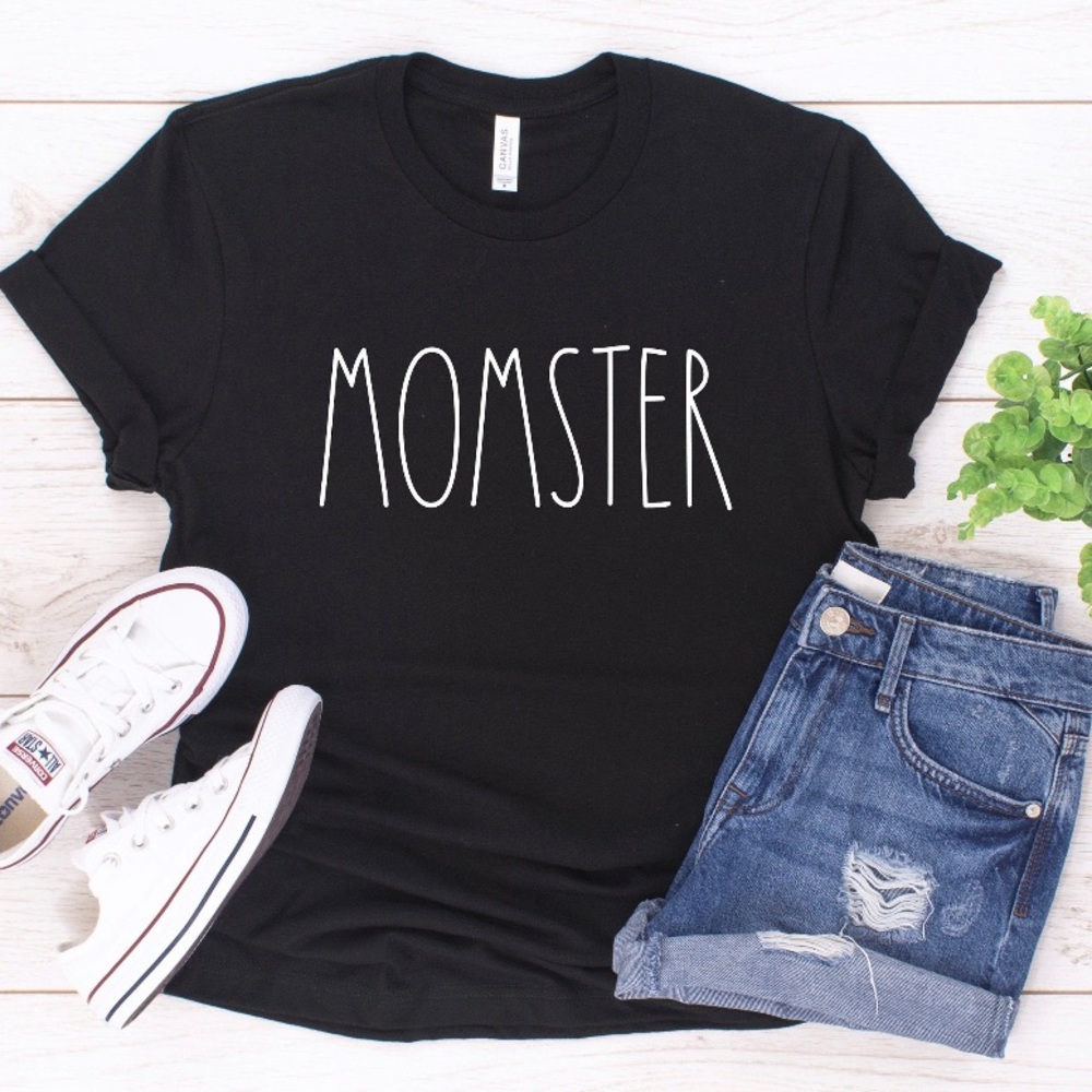 Monster 👹 MOMSTER